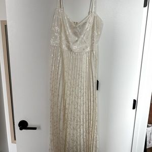 White lulus dress (large)